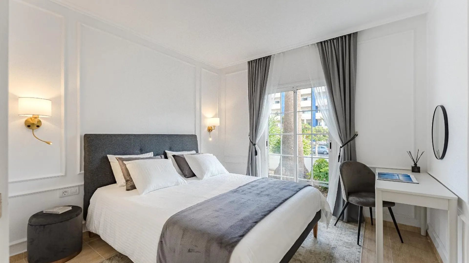 Luxury Apartment In Costa Adeje With 3 Pools One Is Heated 1 Bedroom And 2 Beds