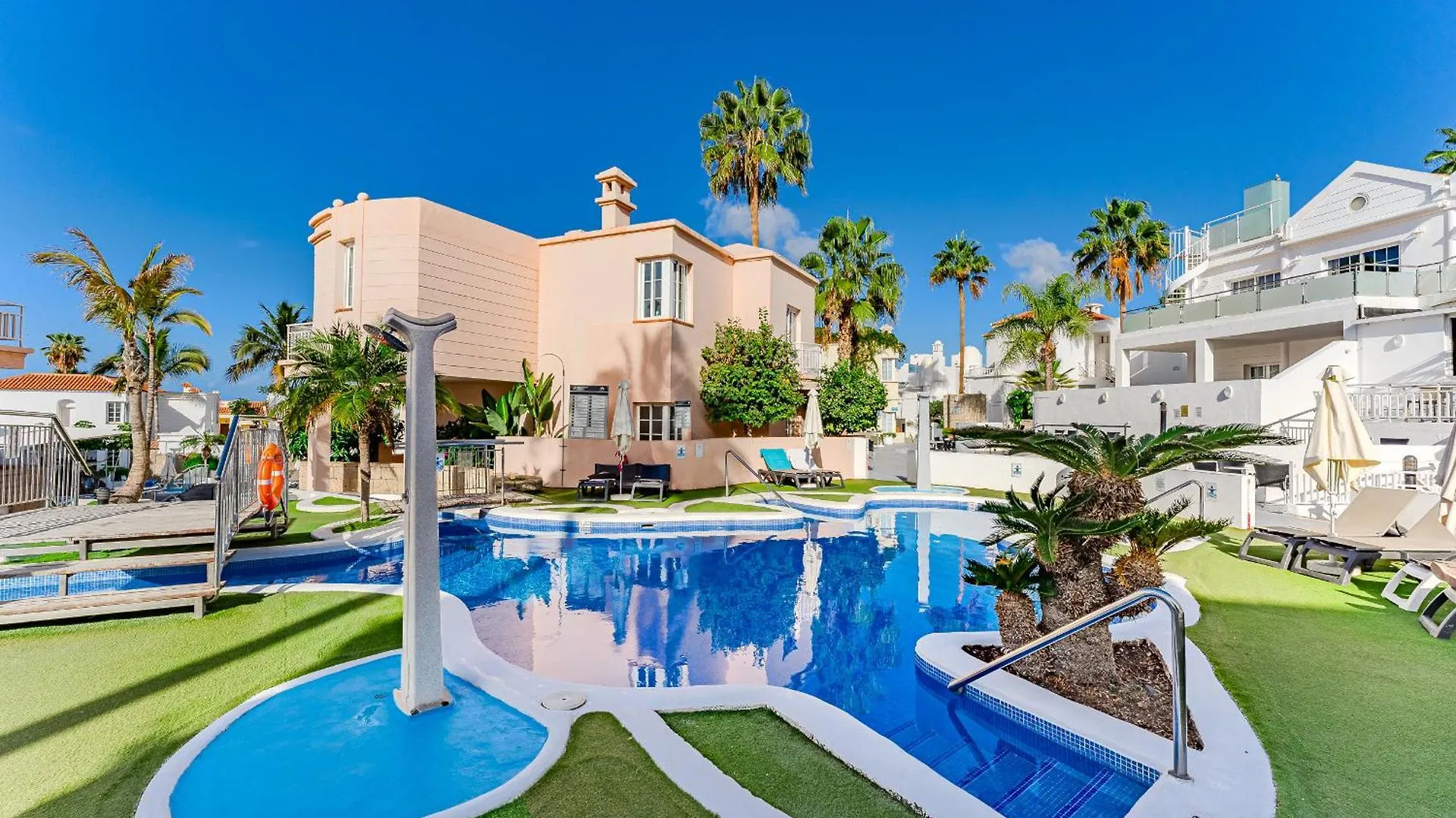 Luxury Apartment In Costa Adeje With 3 Pools One Is Heated 1 Bedroom And 2 Beds